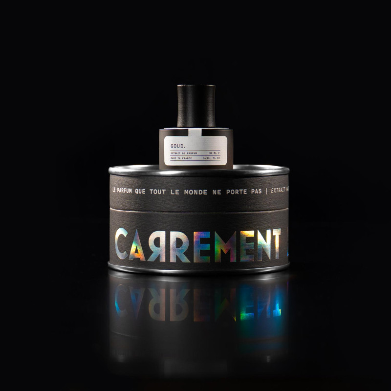 Highly concentrated goud extrait de parfum in its 30ml bottle easy to take away