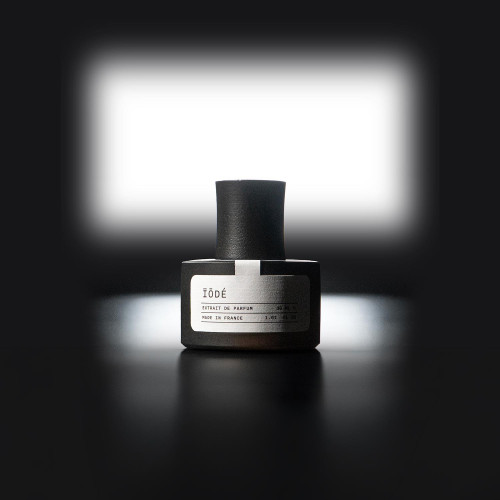 Extrait de parfum intense iodé à l'odeur marine